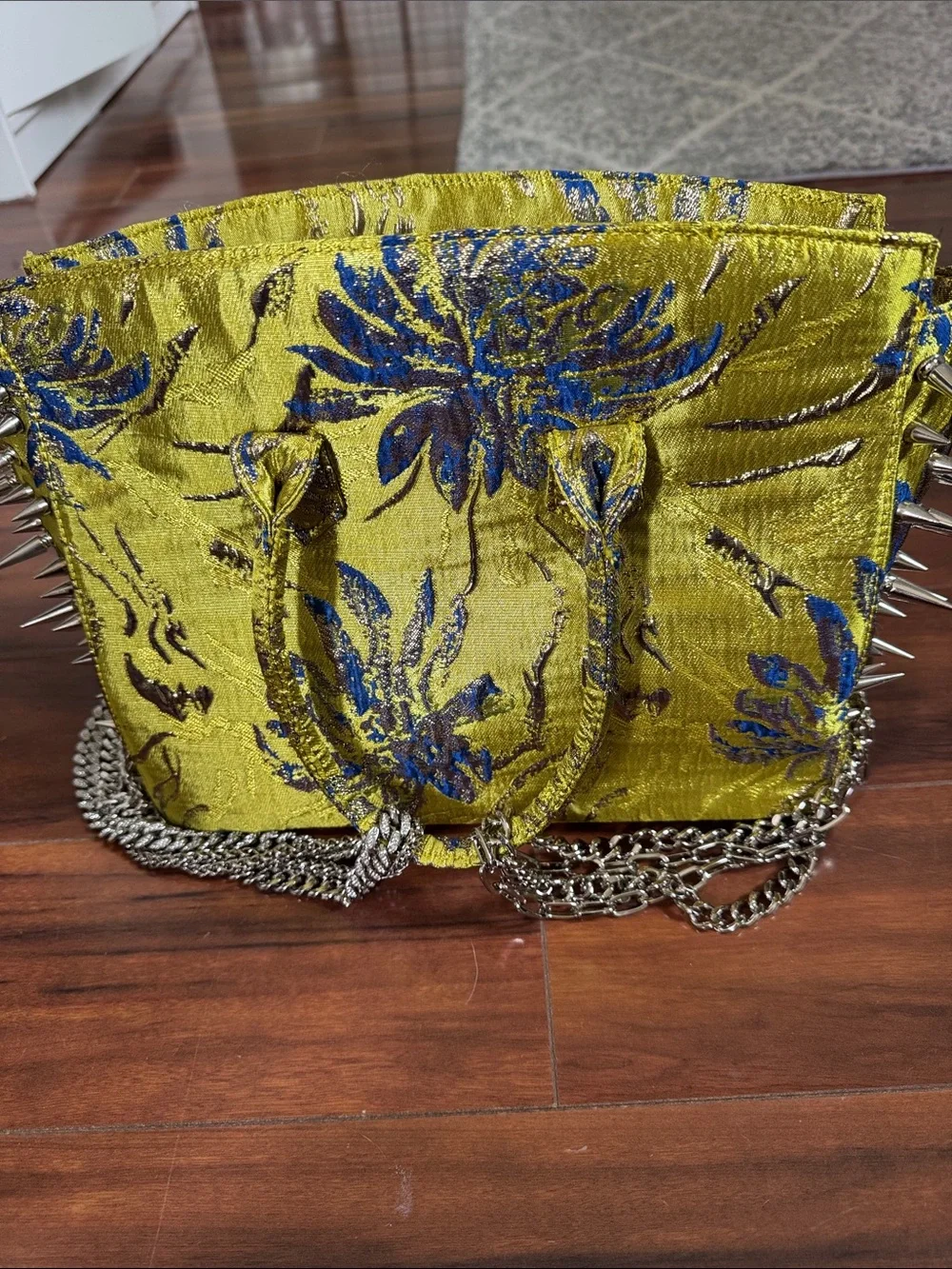 Akira lime green and blue  Floral Brocade Spike Chain Handbag - Picture 5 of 6